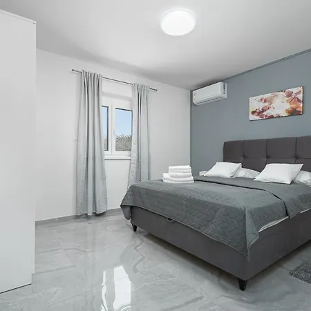 Apartment Luxury Lila C6 1 - Close To The *